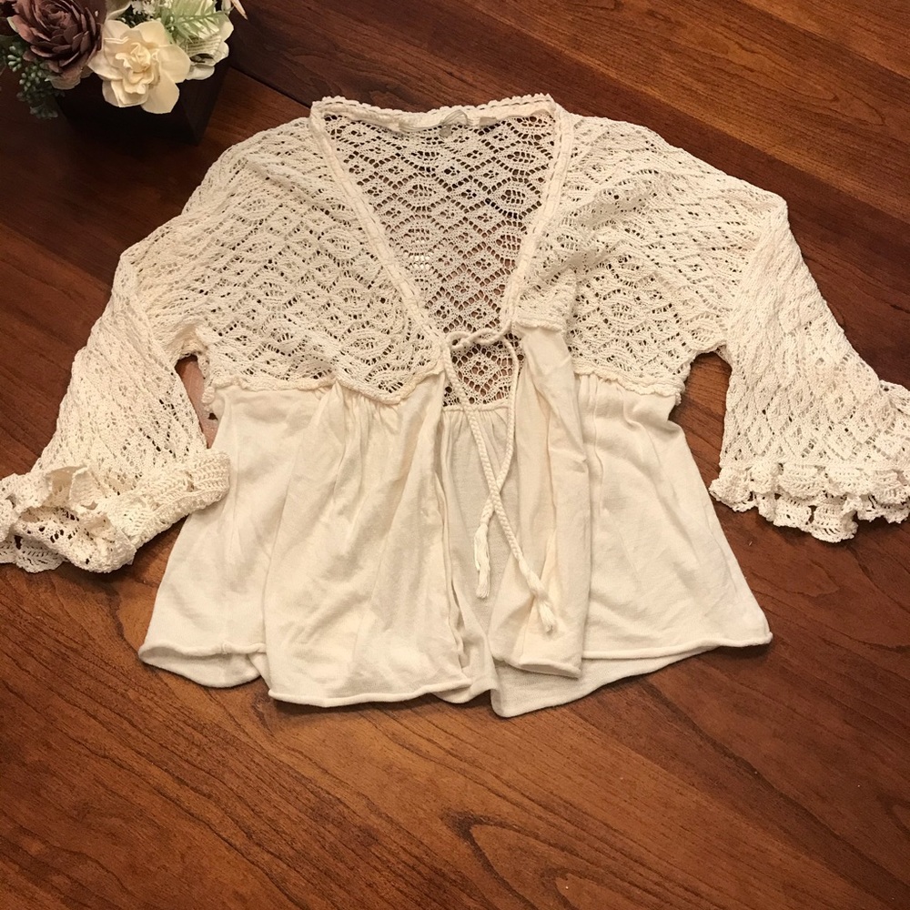 🌺 Anthropologie Knit & Knotted Crochet Top